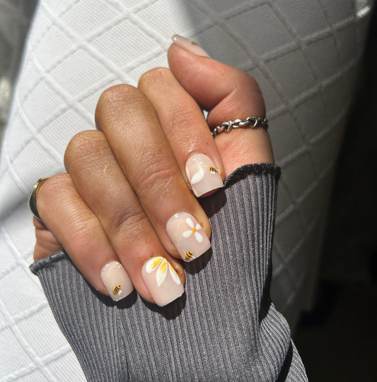 Apiary False Nails