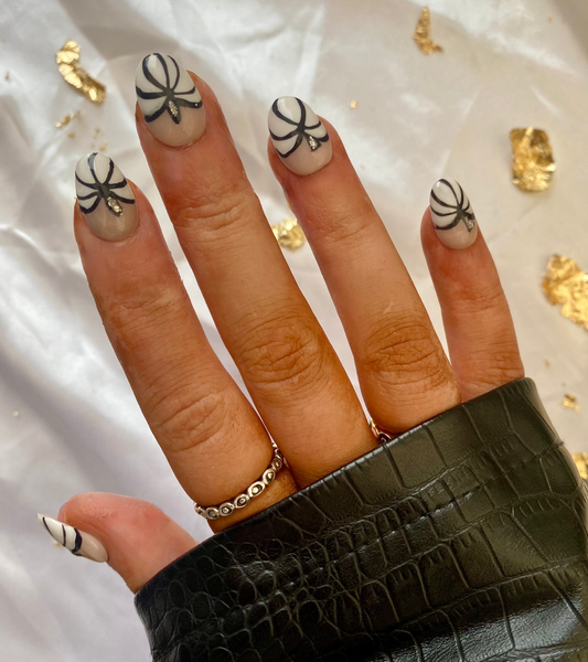 White Harvest False Nails