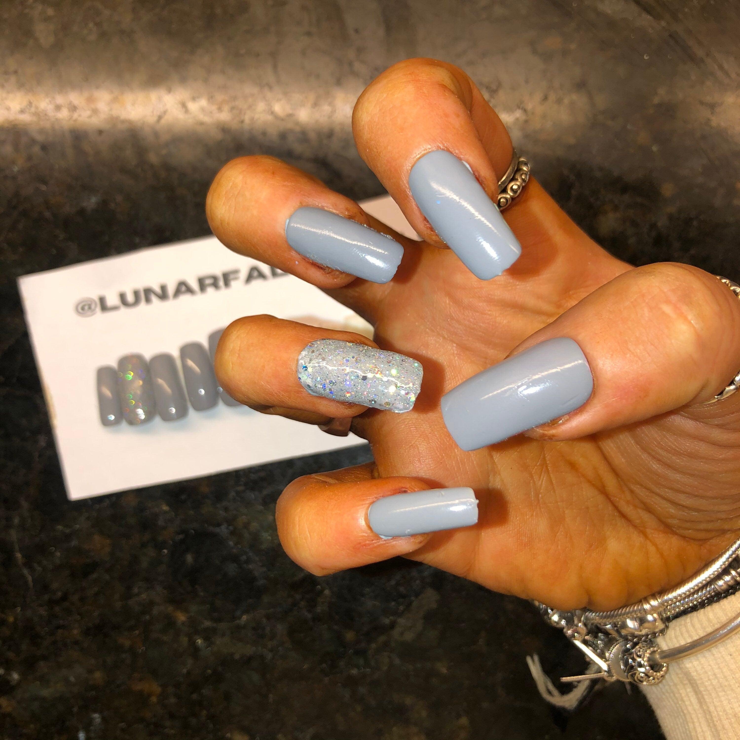 Grey Glitter Accent False Nails - Lunar False Nails