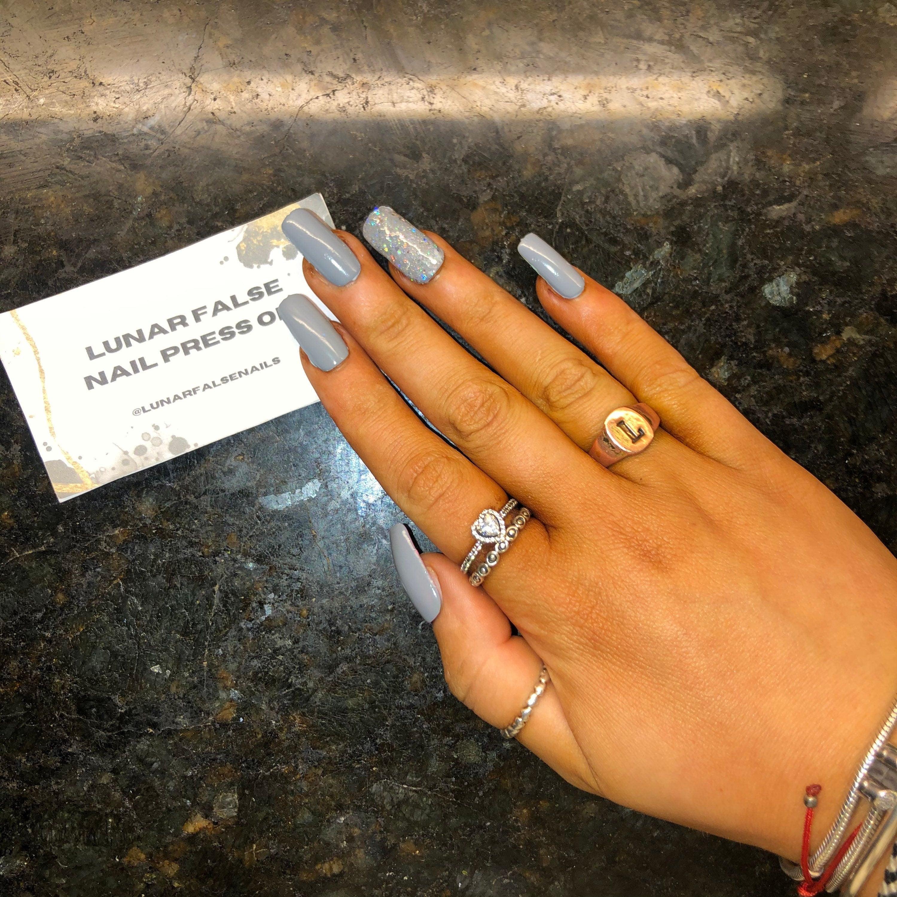 Grey Glitter Accent False Nails - Lunar False Nails