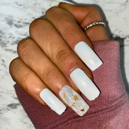 White Marble with Gold Flakes False Nails